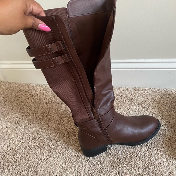 Torrid Buckle Knee Boot WW - Picture 4 of 4
